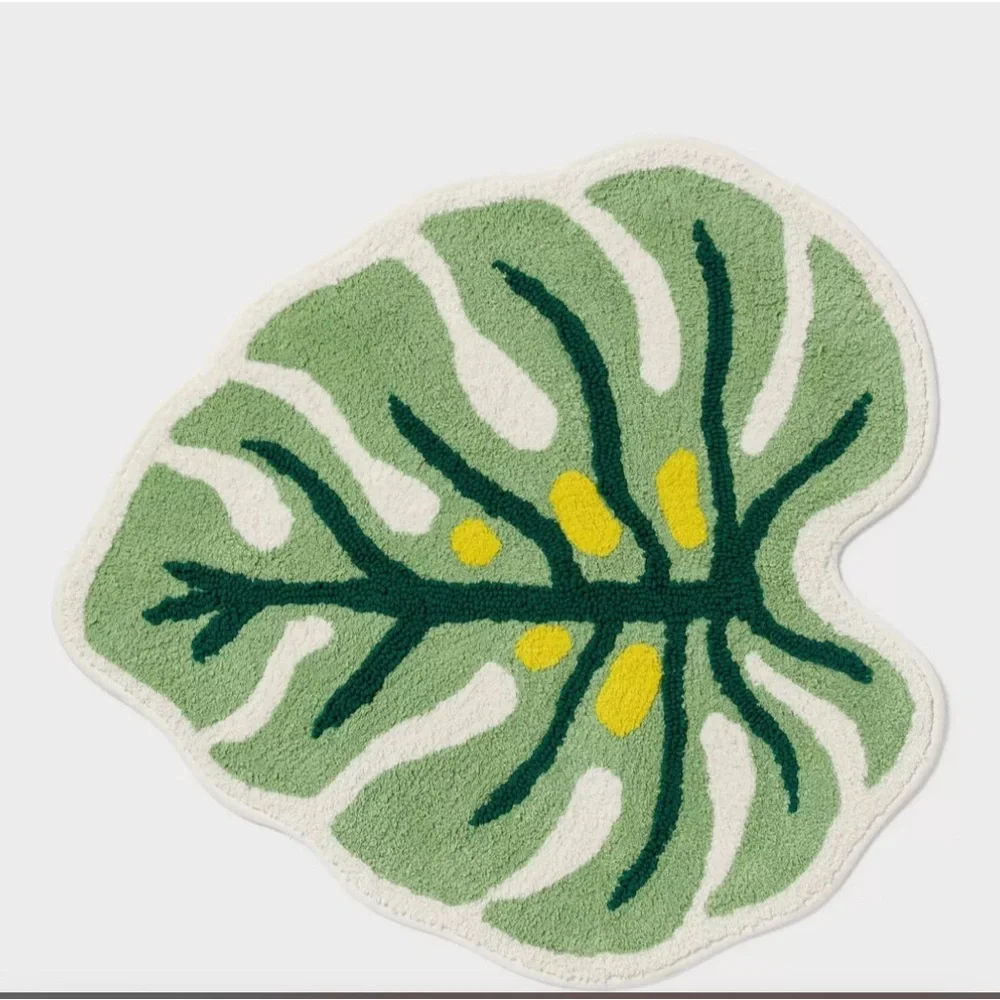 🌴Target Room Essentials Leaf - Shaped Bath Rug | Green and Yellow Bath